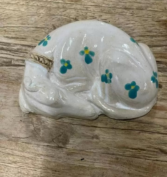 Beeldje windhond met bloemetjes (drie kleuren)