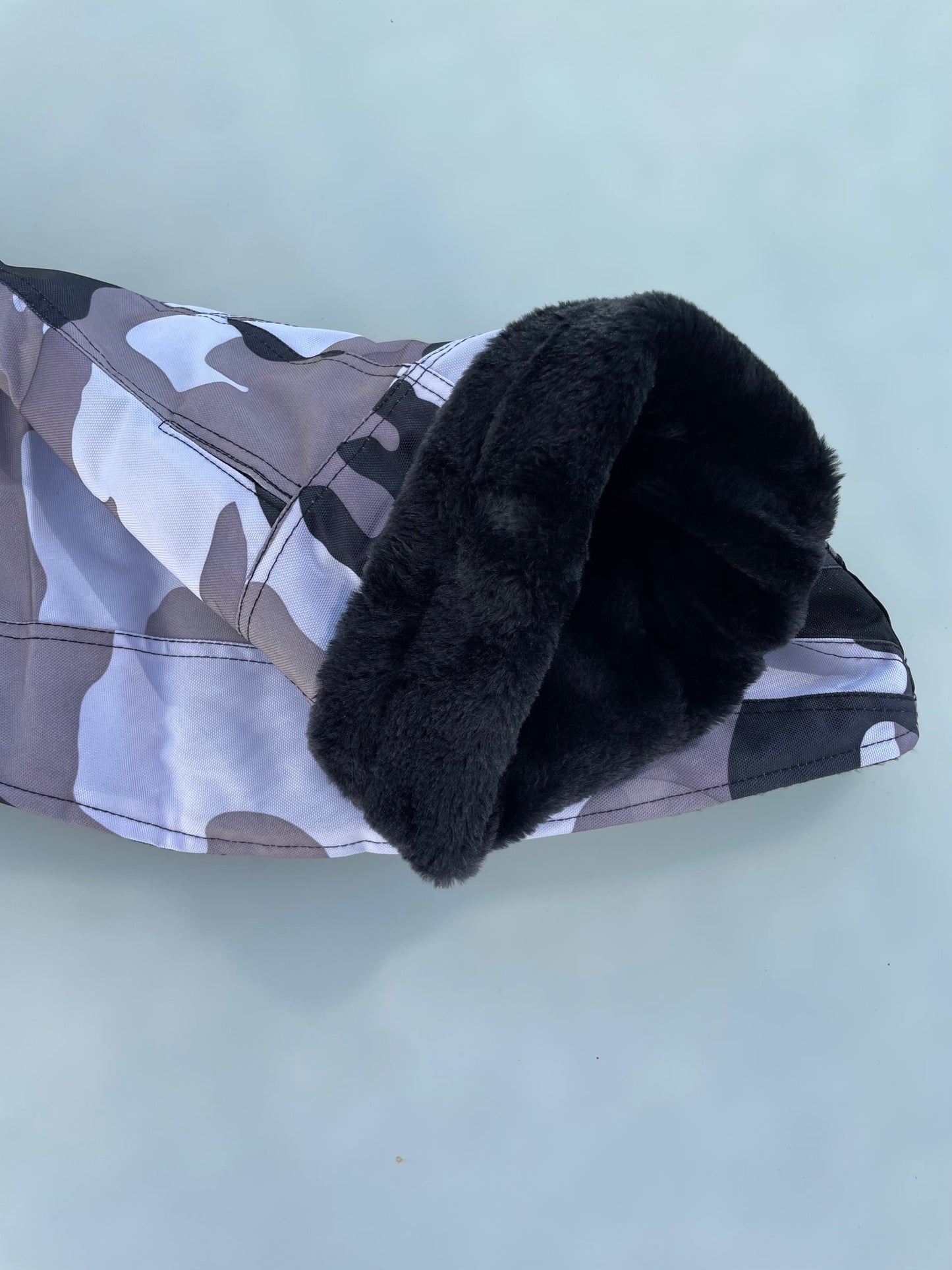 Windhond winterjas army grijs